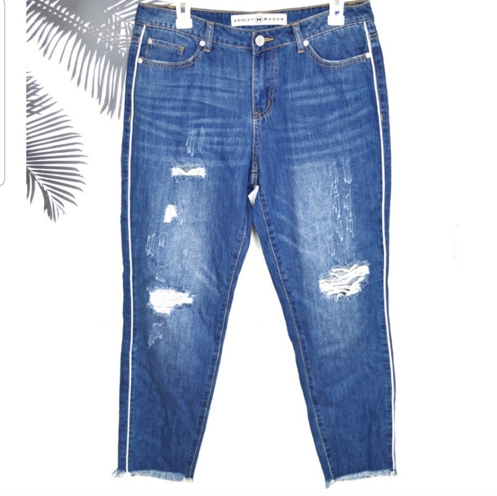 ASHLEY MASON HIGH WAISTED RIPPED JEANS
